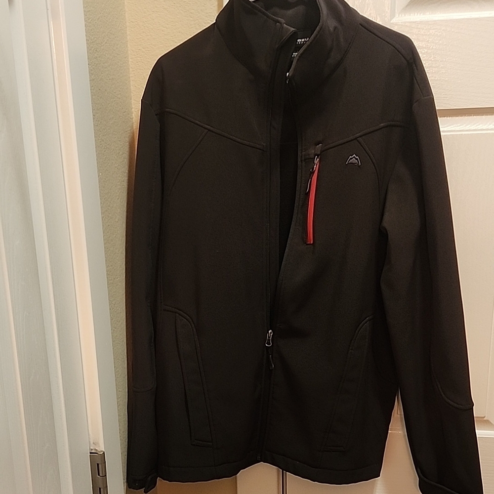 Men's Black Softshell Jacket
